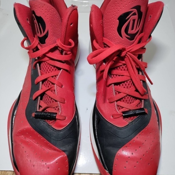 Disney Christmas 2025 Lil Rin Rin Plush Badge Red New